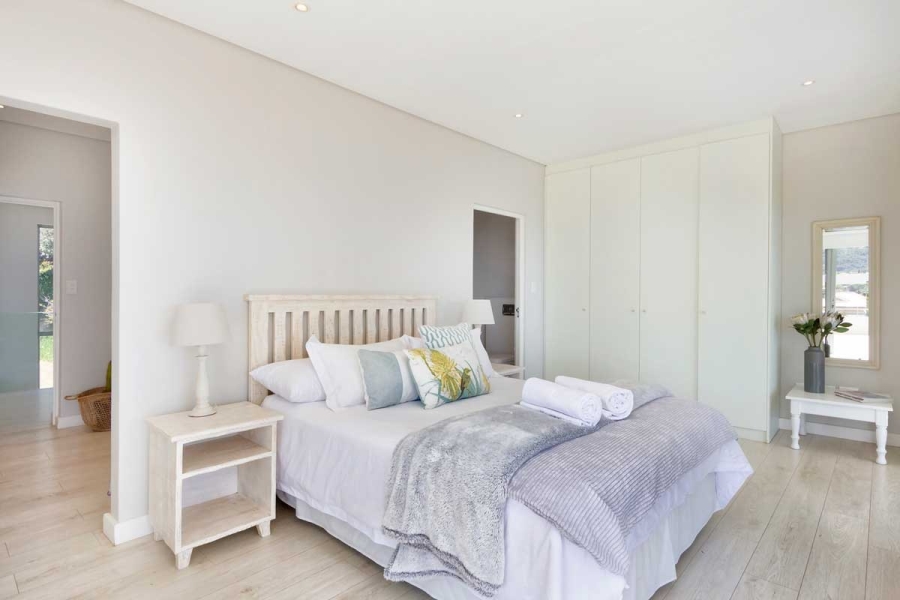 To Let 5 Bedroom Property for Rent in Camps Bay Western Cape